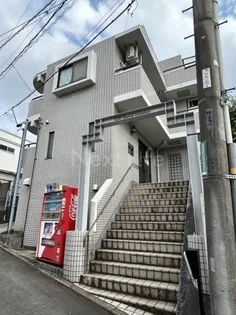 クリオ妙蓮寺参番館【1階】の外観