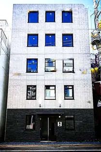 東京都新宿区早稲田鶴巻町【マンション】の外観