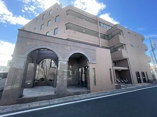 ティアラ植松の画像