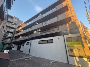 サンティアラの画像