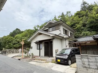岡山県井原市岩倉町【一戸建】の外観
