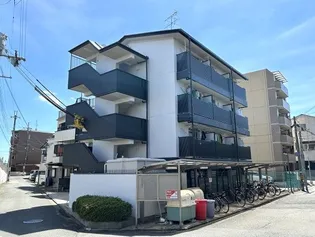 ハイツ茶山【4階】の外観