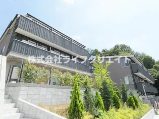 クリフビレッジE棟の画像
