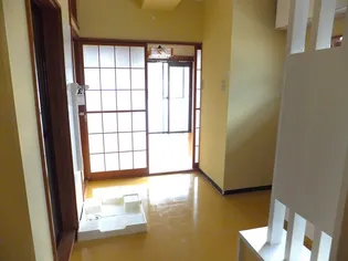 樋ノ口マンション【3階】の玄関