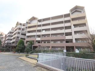 ローレルスクエア登美ヶ丘第1期 10番館【5階】の外観