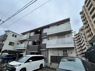 ファミール東雲【3階】の外観