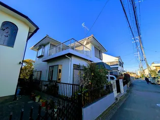 神奈川県横浜市神奈川区三枚町【一戸建】の外観