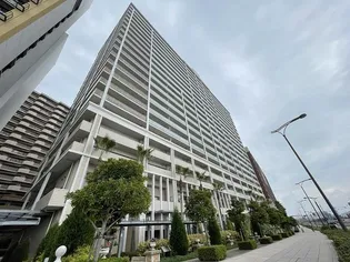 ルナタワー ハリウッドプレイスの画像