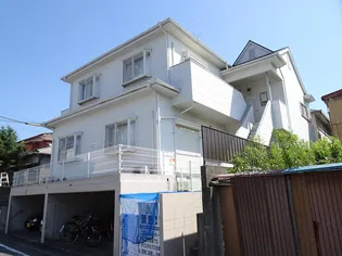 ベルシャトー【2階】の外観