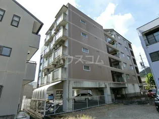 I S COURTの画像