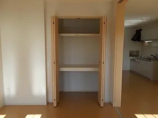 エレガント【2階】の内装