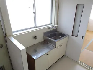 ホワイトハウス【2階】のキッチン