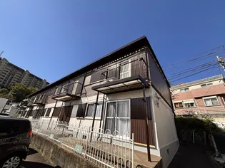 新芦屋ハイツ【1階】の外観