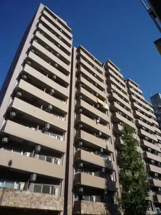 リクレイシア西麻布I番館【2階】の外観