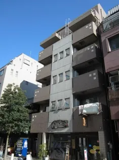 メゾン・ド・セリュリエ【2階】の外観