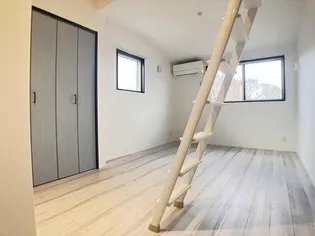 ルナプレナ【2階】の外観