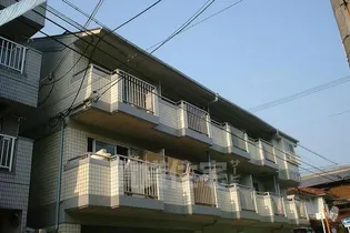 グレース緑地【3階】の外観