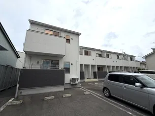 ESTEESの画像
