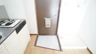 コーポ藤方【2階】の玄関