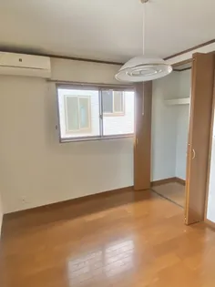 エンゼルクローバー【1階】の内装