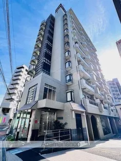 プラザ・ラ・ポール【11階】の外観