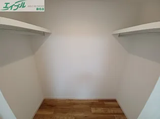 MAHALO【2階】の内装