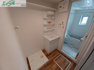 MAHALO【2階】の内装