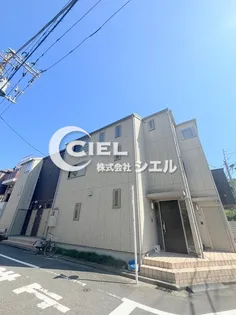 東京都文京区本駒込4【アパート】の外観