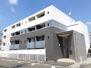 デン エデンの画像