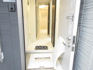 コートM【1階】の玄関