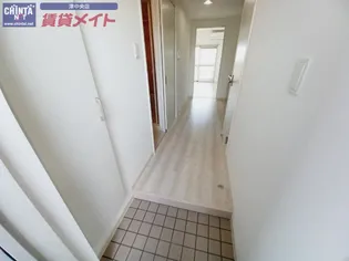 レジデンス利平治【5階】の玄関