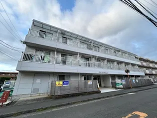 ファーストシティ六会【2階】の外観