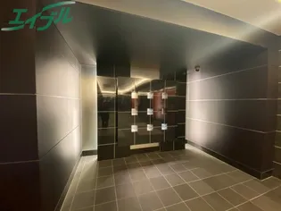 ローレルタワーシュロア四日市【15階】の地図