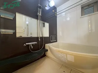 ローレルタワーシュロア四日市【15階】の風呂