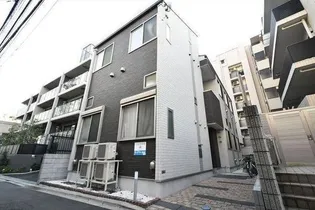 ハーモニーテラス四谷坂町【1階】の外観