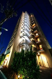 東京都新宿区高田馬場4【マンション】の外観