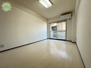 桜ヶ丘小野ビル【4階】の居間