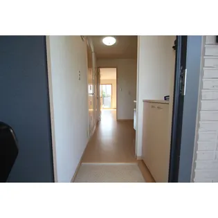 フェリスアビタI【2階】の玄関