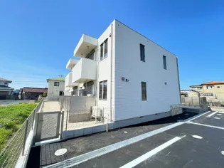 MAISON COLZAの画像