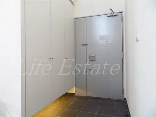 アーバネックス淀屋橋【9階】の玄関