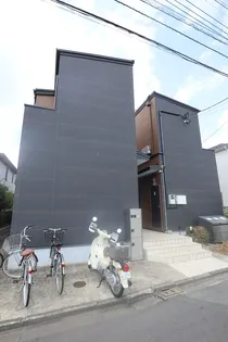 千葉県松戸市新松戸4【アパート】の外観