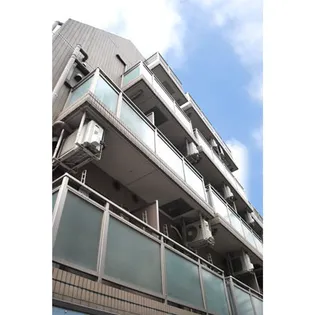 東京メトロ銀座線 表参道駅 敷金無 バストイレ別 外国籍可【2階】の外観