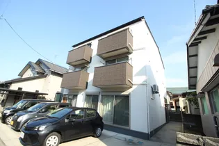 NOISETTE SQUAREの画像