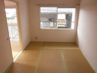 セフィーラ陵 A棟【2階】の内装