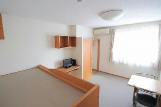 レオパレス響【2階】の居間