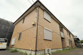 神奈川県平塚市東真土2【アパート】の外観