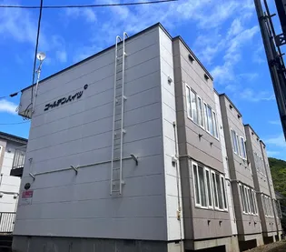 コロン【1階】の外観