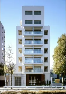 コンフォリア南青山【3階】の外観