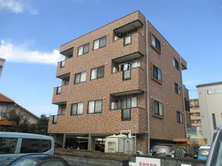 ウィン・ロイヤルプラザ加藤学園前【4階】の外観