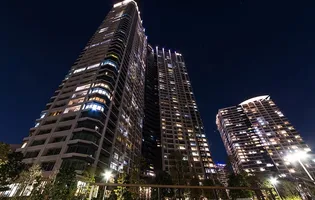 スカイズタワー&ガーデン【7階】の外観